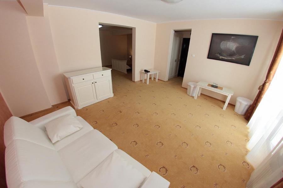 Hotel Imperium スチャヴァ エクステリア 写真