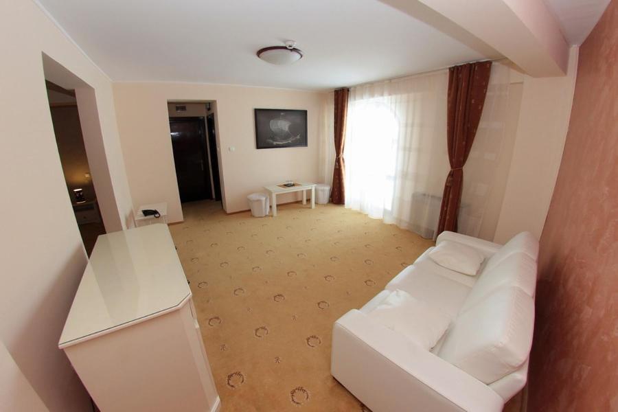 Hotel Imperium スチャヴァ エクステリア 写真